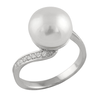 Cubic Designed White Pearl Ring